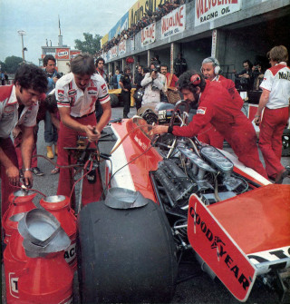 McLaren M23, 1976